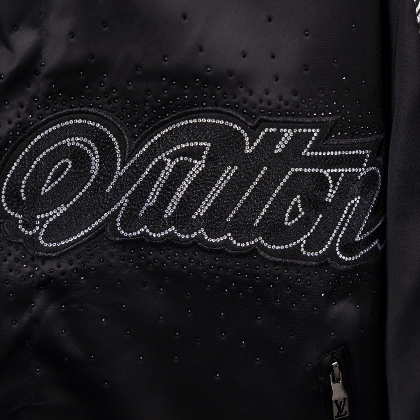 250808 New high-quality embroidered shiny surface jacket