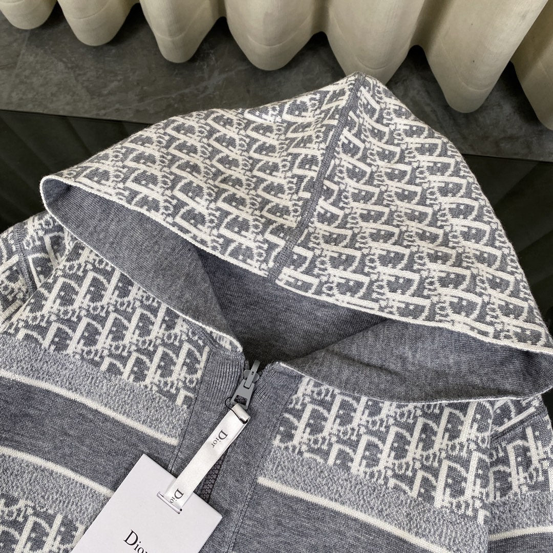 250808 A new high-quality full-printed double-sided jacquard zipper cardigan