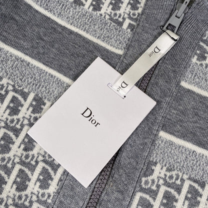 250808 A new high-quality full-printed double-sided jacquard zipper cardigan