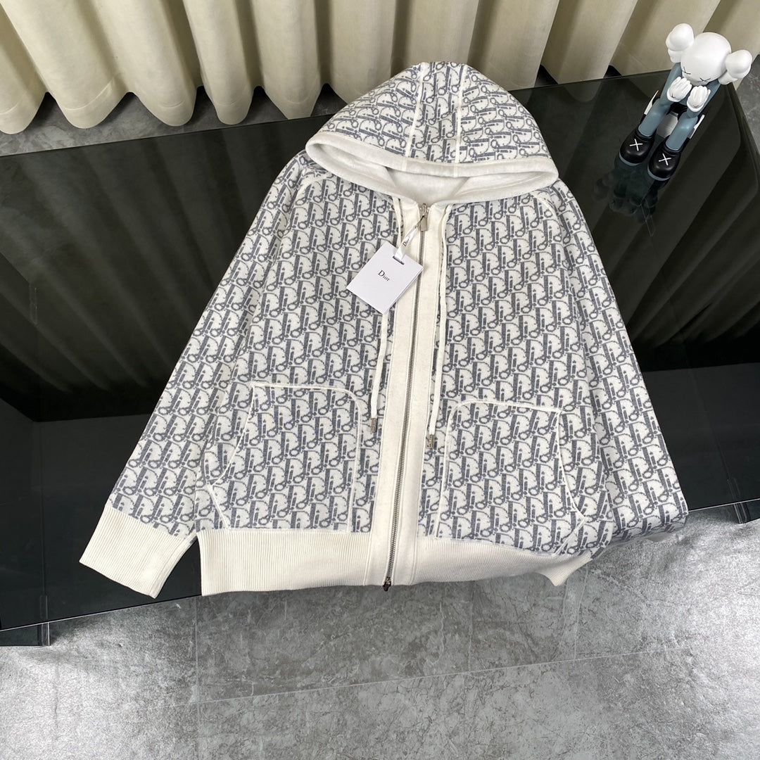 250808 A new high-quality full-printed double-sided jacquard zipper cardigan