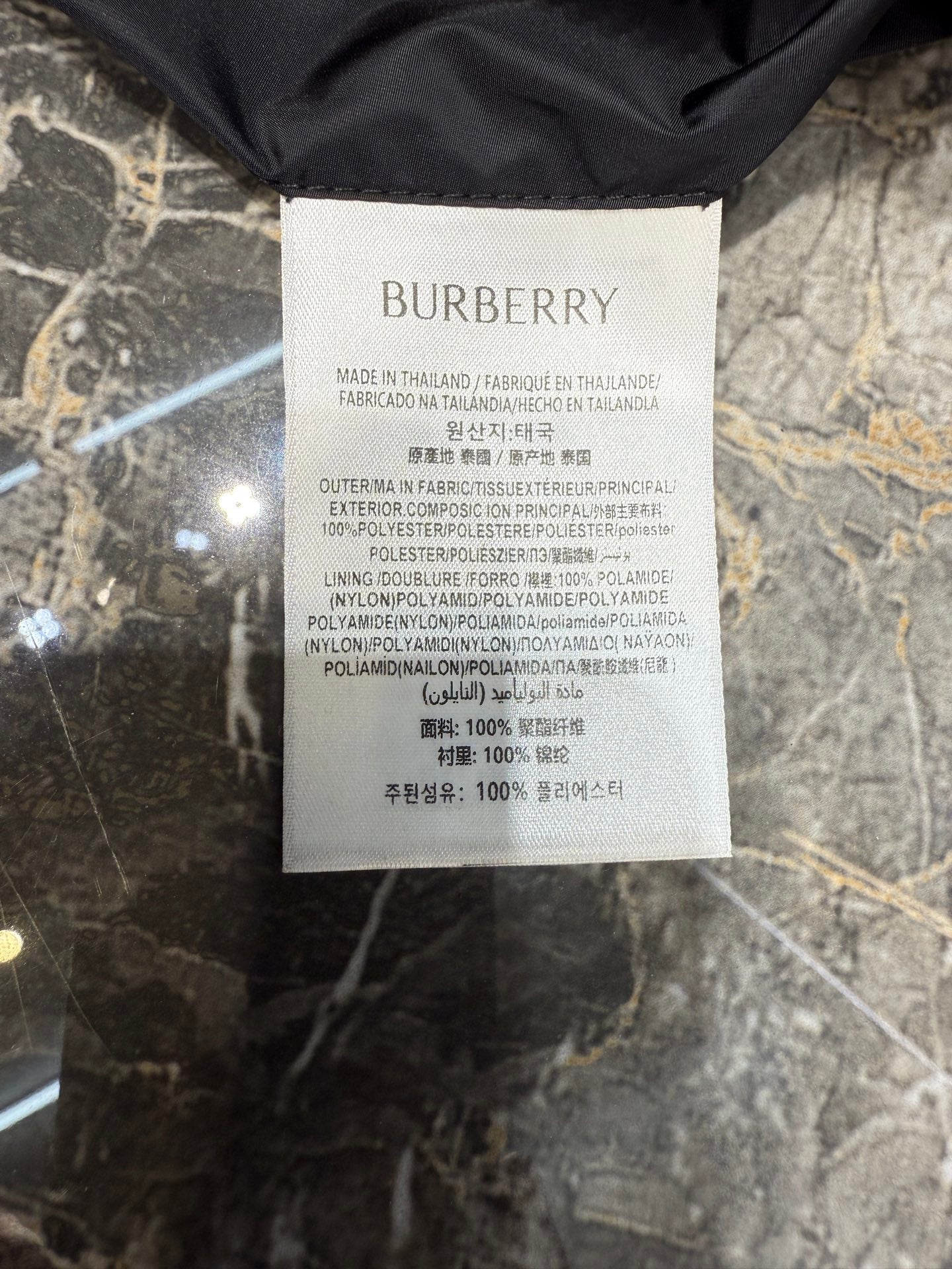250808 A new high-quality double-sided checkered hooded jacket