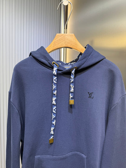 250813 A new high-quality, simple hooded sweatshirt