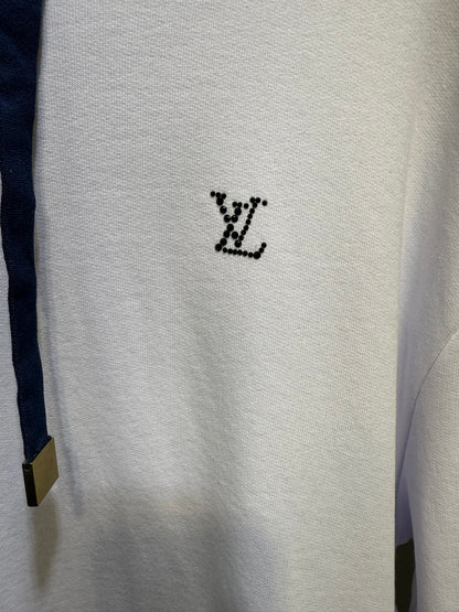 250813 A new high-quality, simple hooded sweatshirt