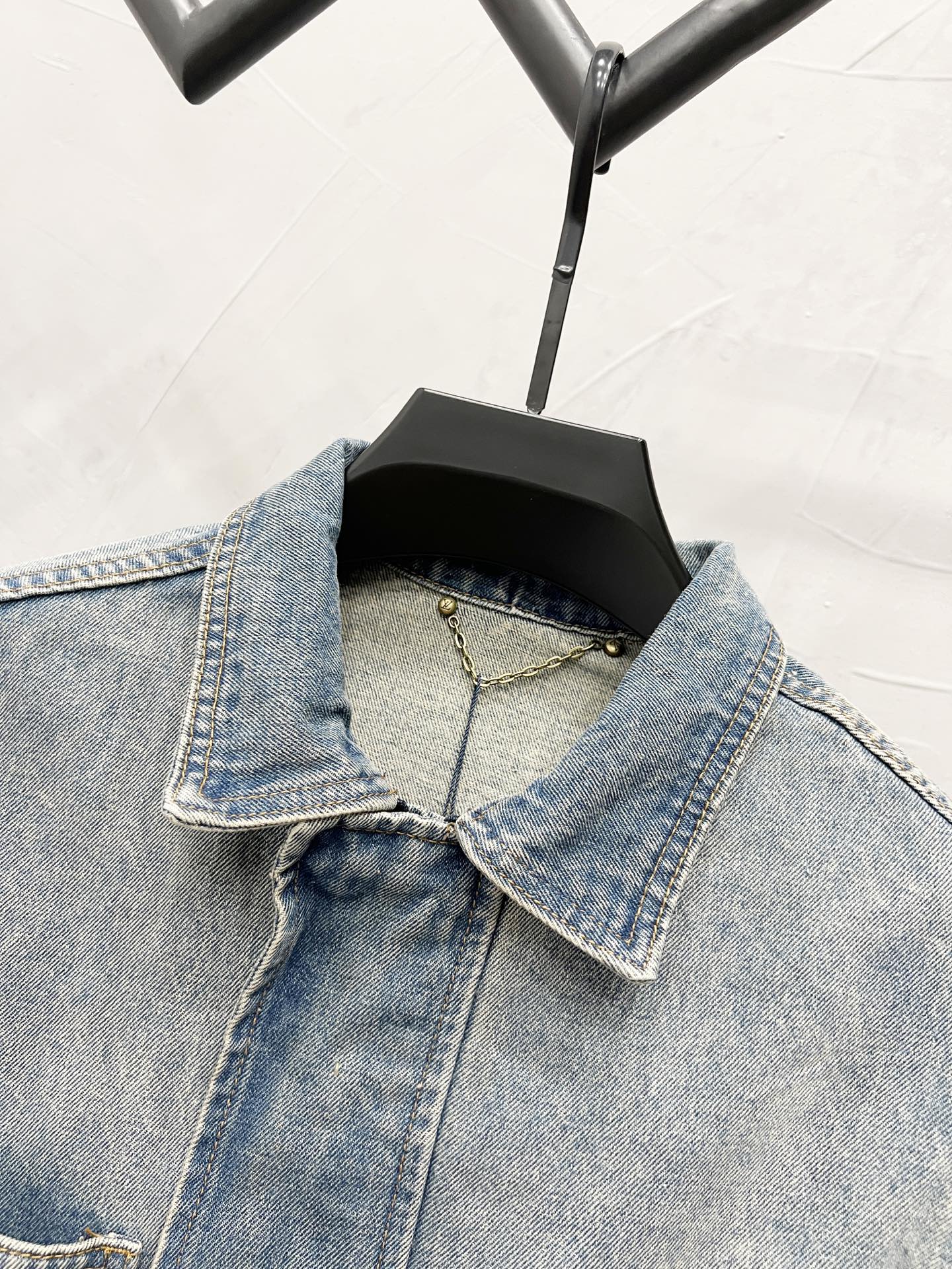 250813 New high-quality embossed loose straight-leg workwear denim jacket