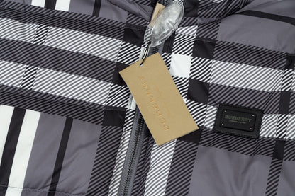 250813 New high-quality classic checkered soft and warm down jacket