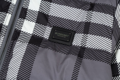 250813 New high-quality classic checkered soft and warm down jacket