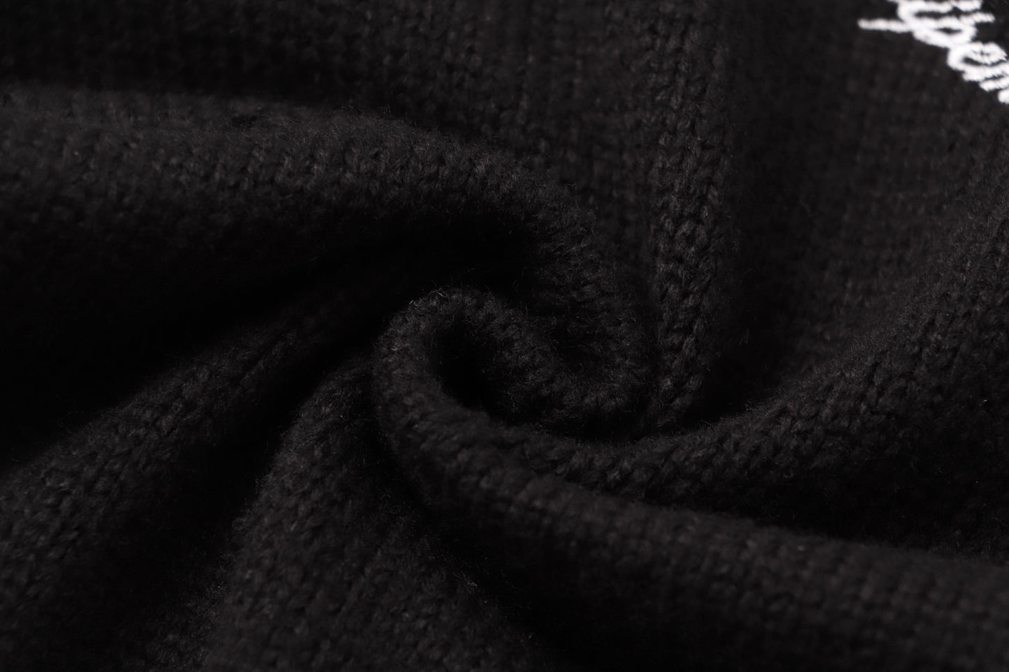 250813 A new high-quality two-color long-sleeved knitted coat