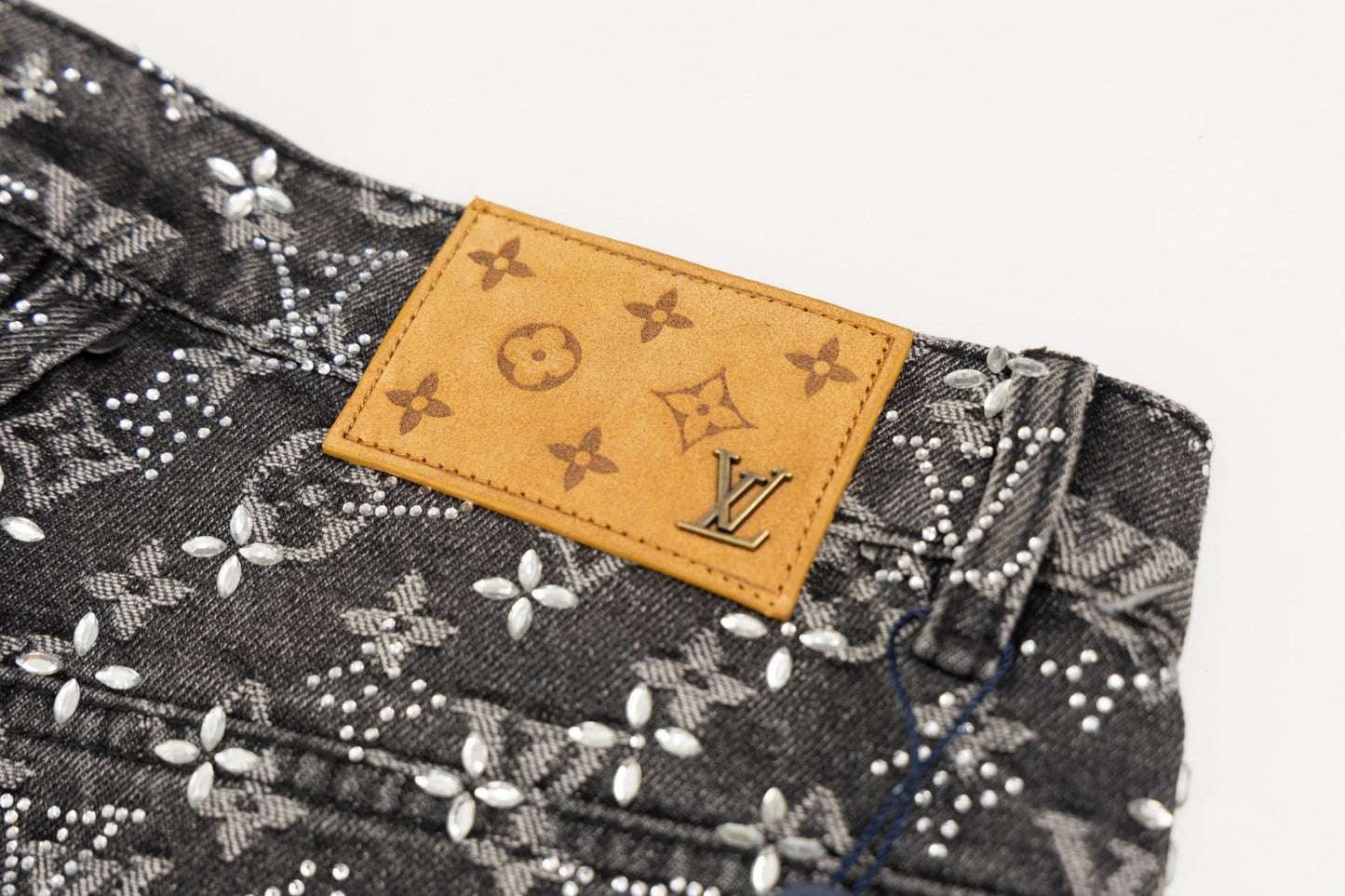 250813 New top-quality embossed diamond jeans