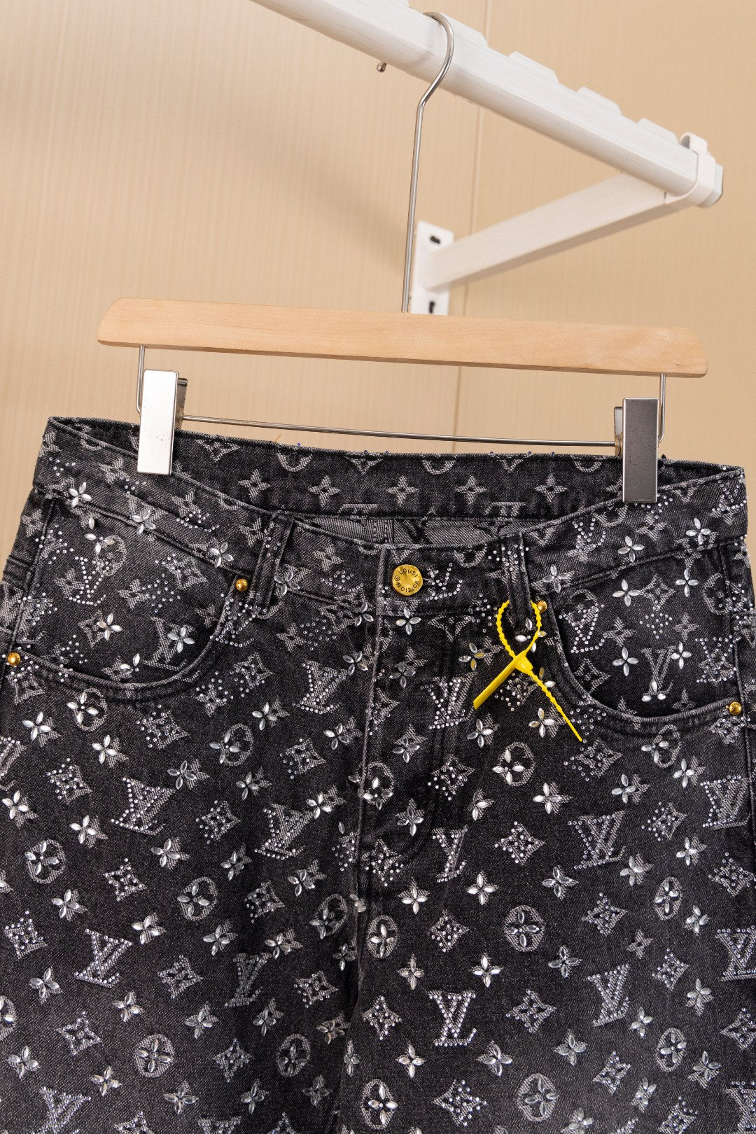250813 New top-quality embossed diamond jeans