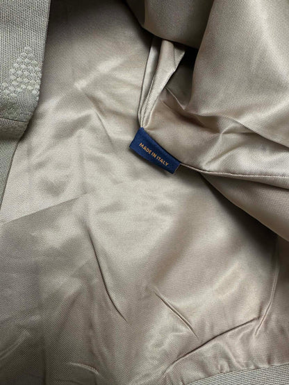 250825 New high-quality embroidered pearlescent button coat