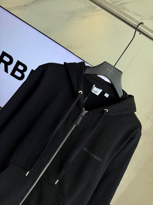 250825 A new high-quality classic must-have zippered hoodie