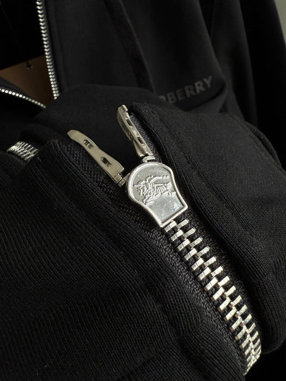 250825 A new high-quality classic must-have zippered hoodie