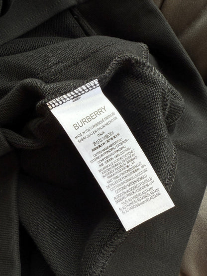 250825 A new high-quality classic must-have zippered hoodie
