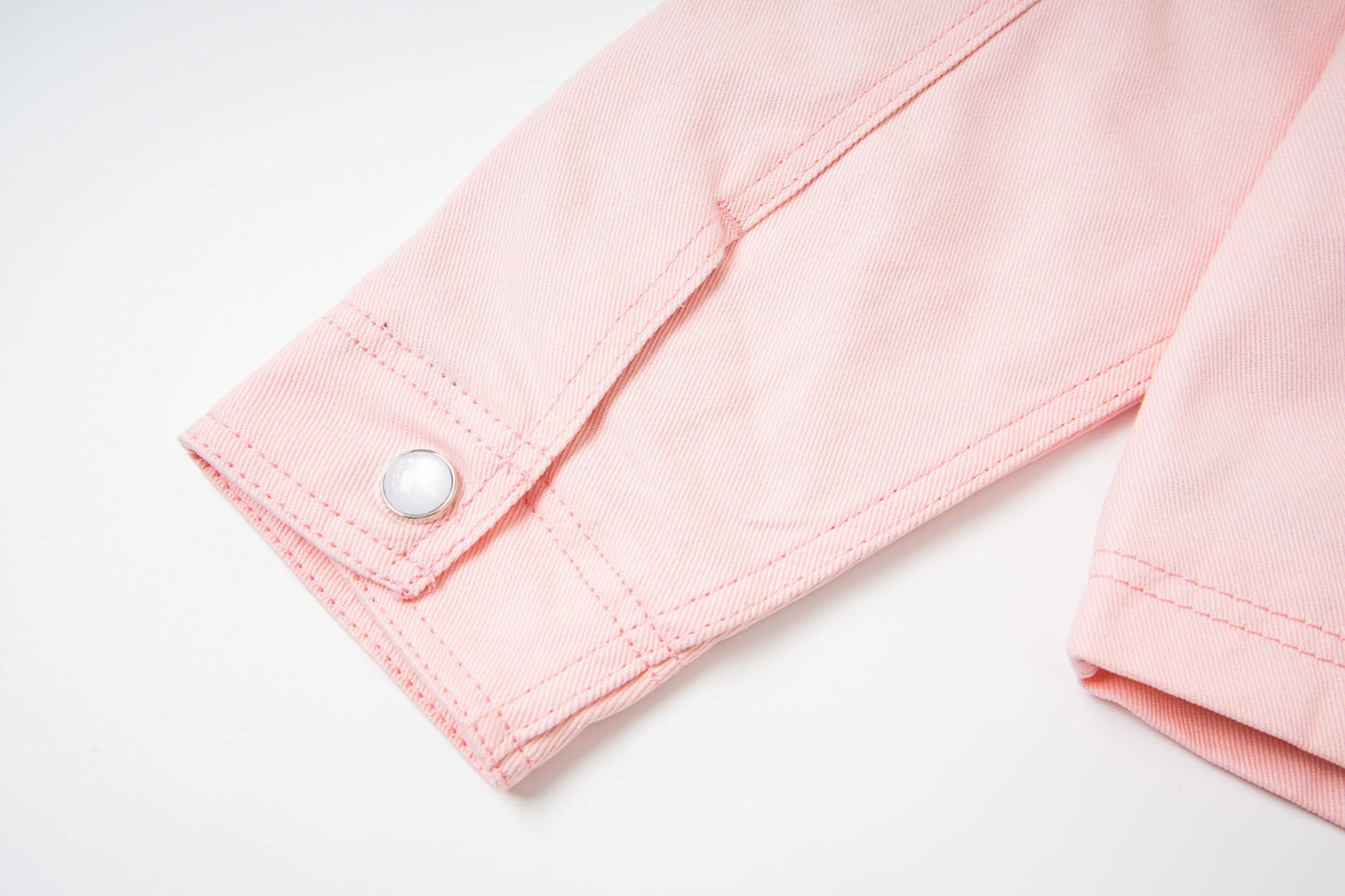 250902 A new high-quality pink jacket with a patchwork collar