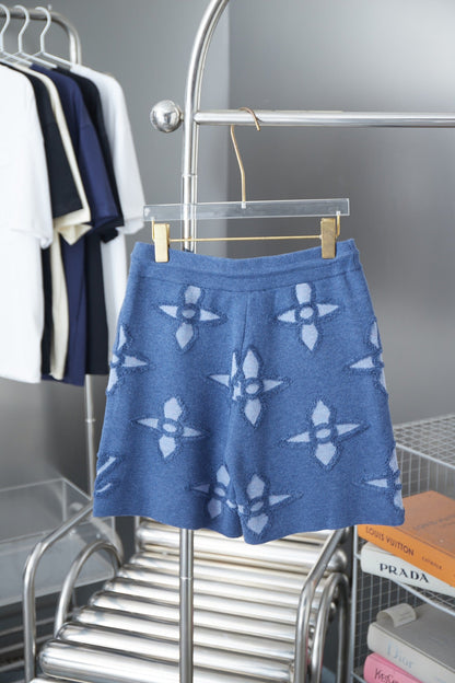 250902 New high-quality blue four-leaf clover letter sweater shorts