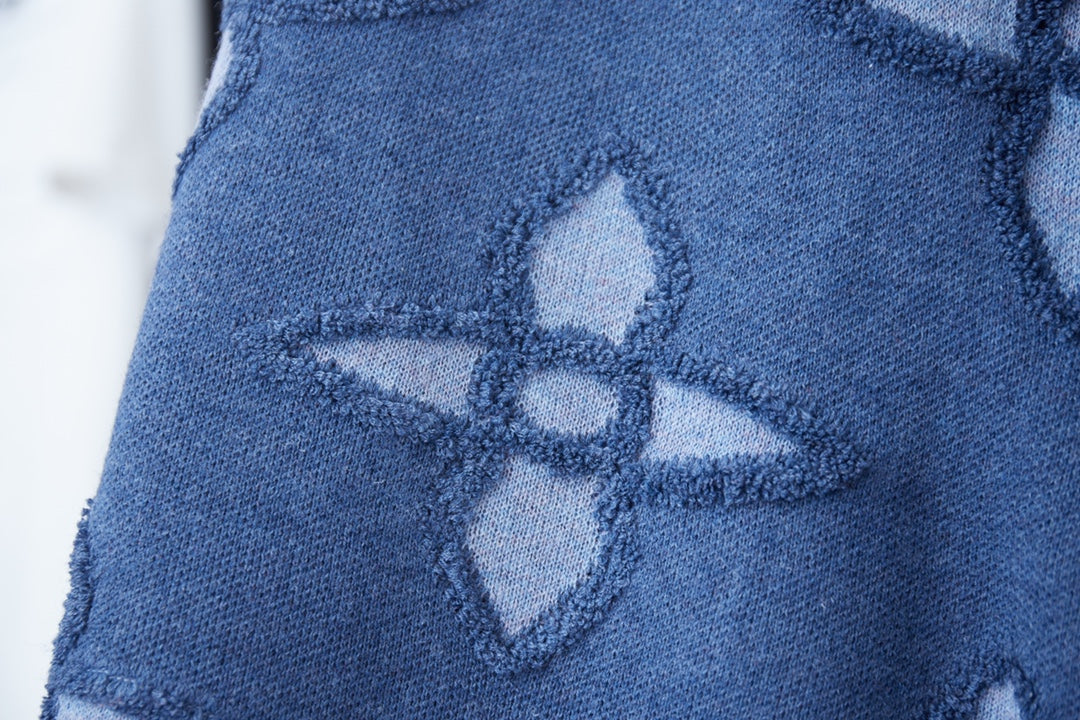 250902 New high-quality blue four-leaf clover letter sweater shorts