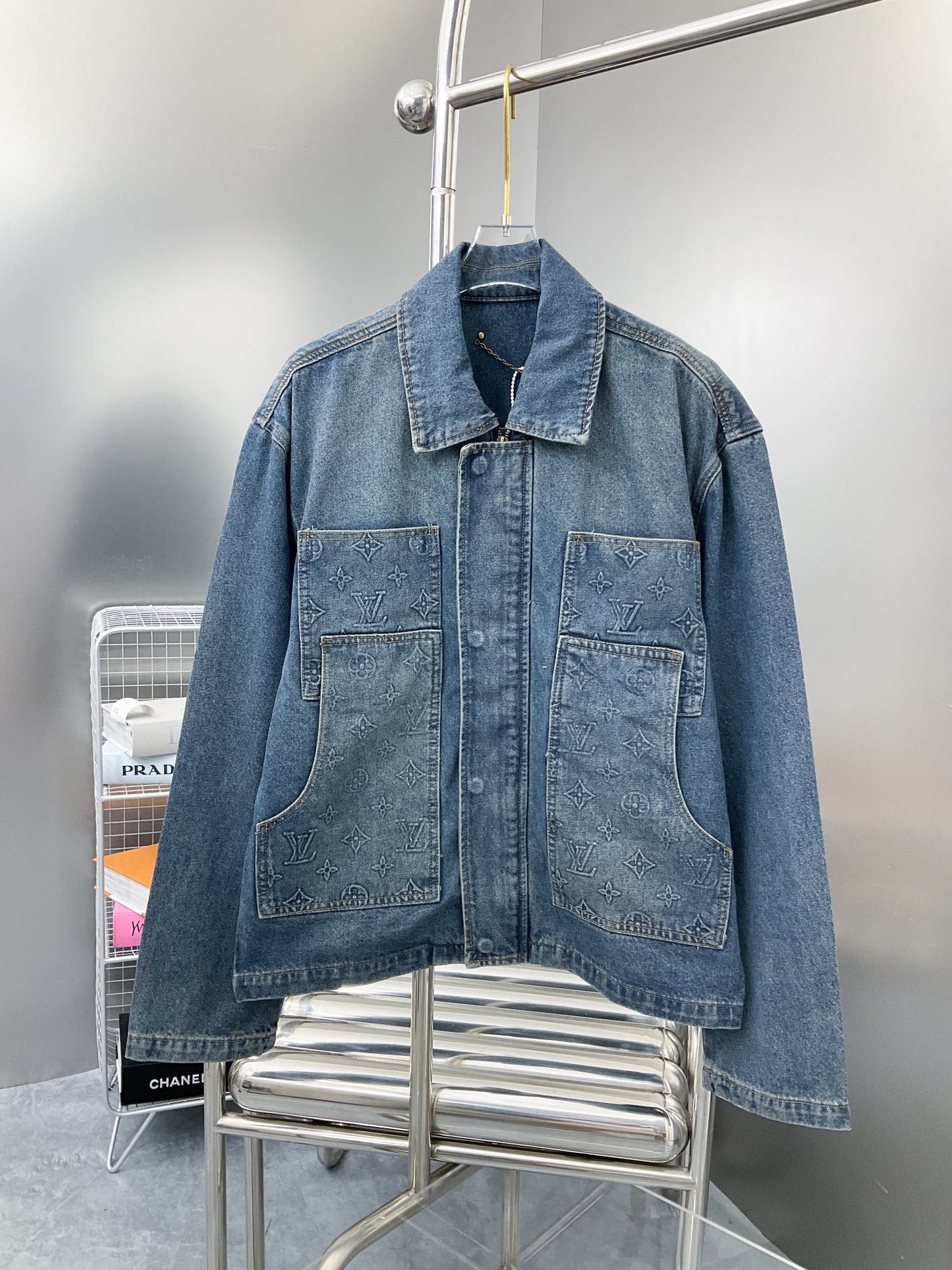 250902 New high-quality heavy-duty embossed denim workwear jacket