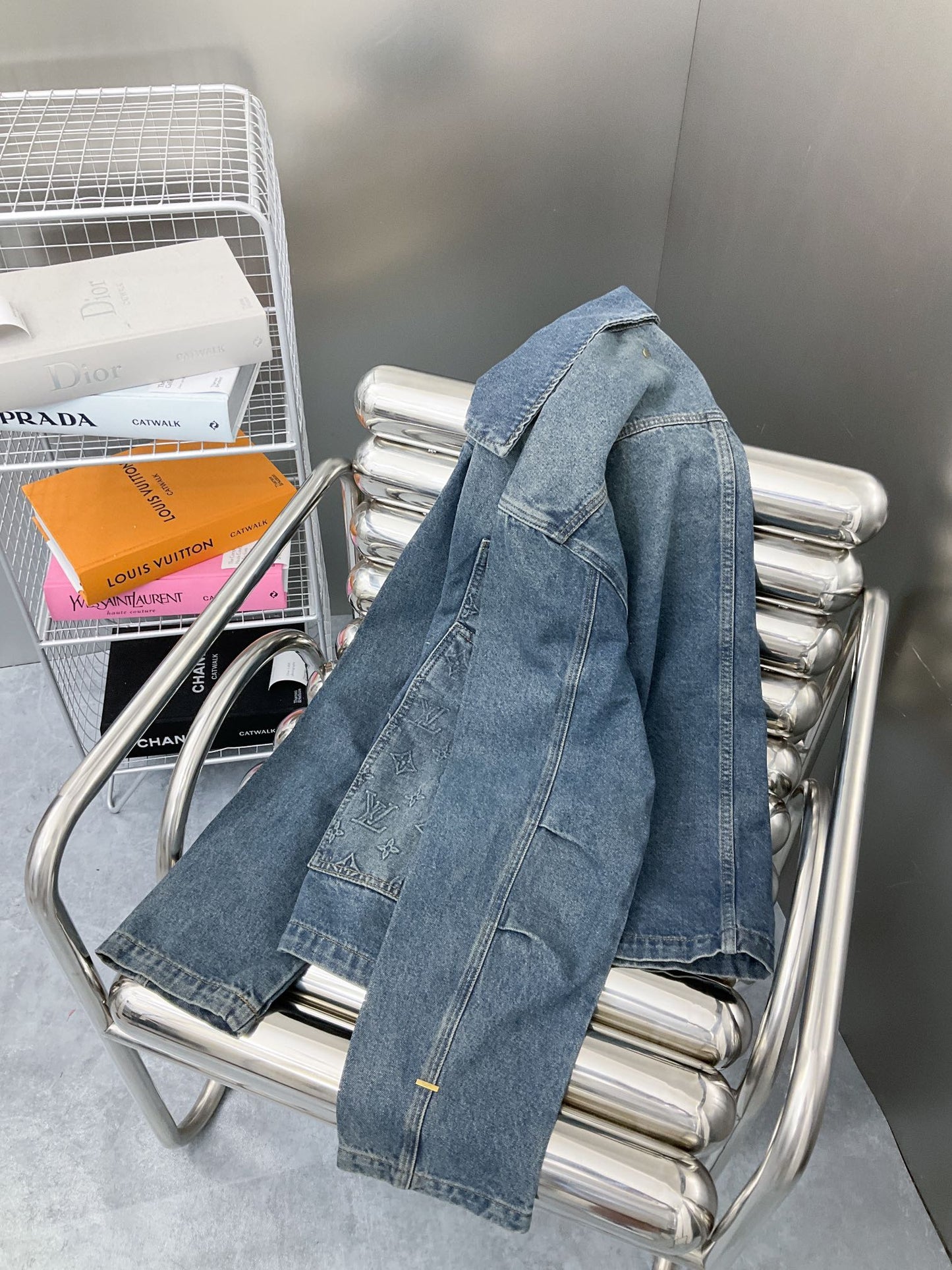 250902 New high-quality heavy-duty embossed denim workwear jacket