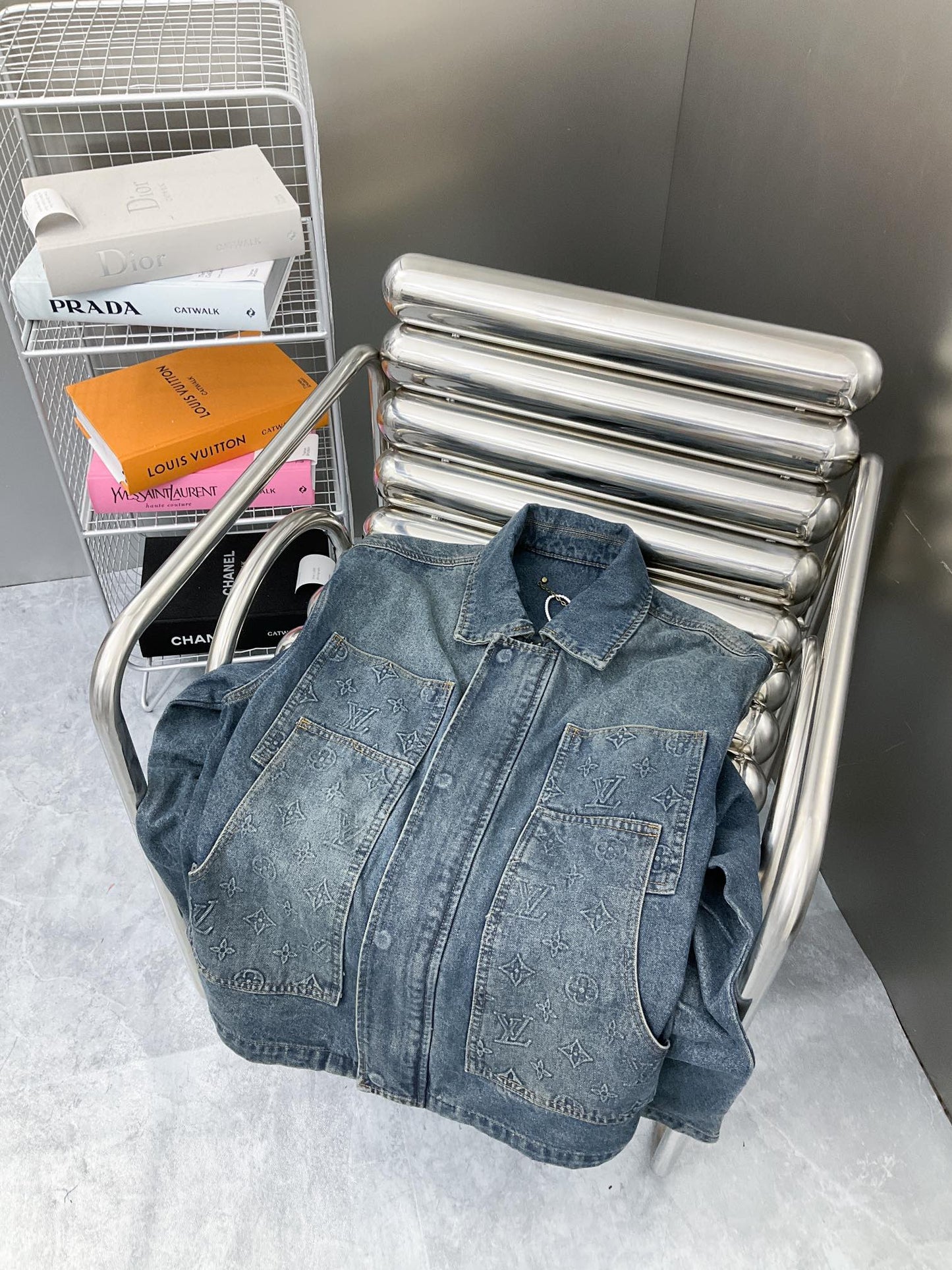 250902 New high-quality heavy-duty embossed denim workwear jacket
