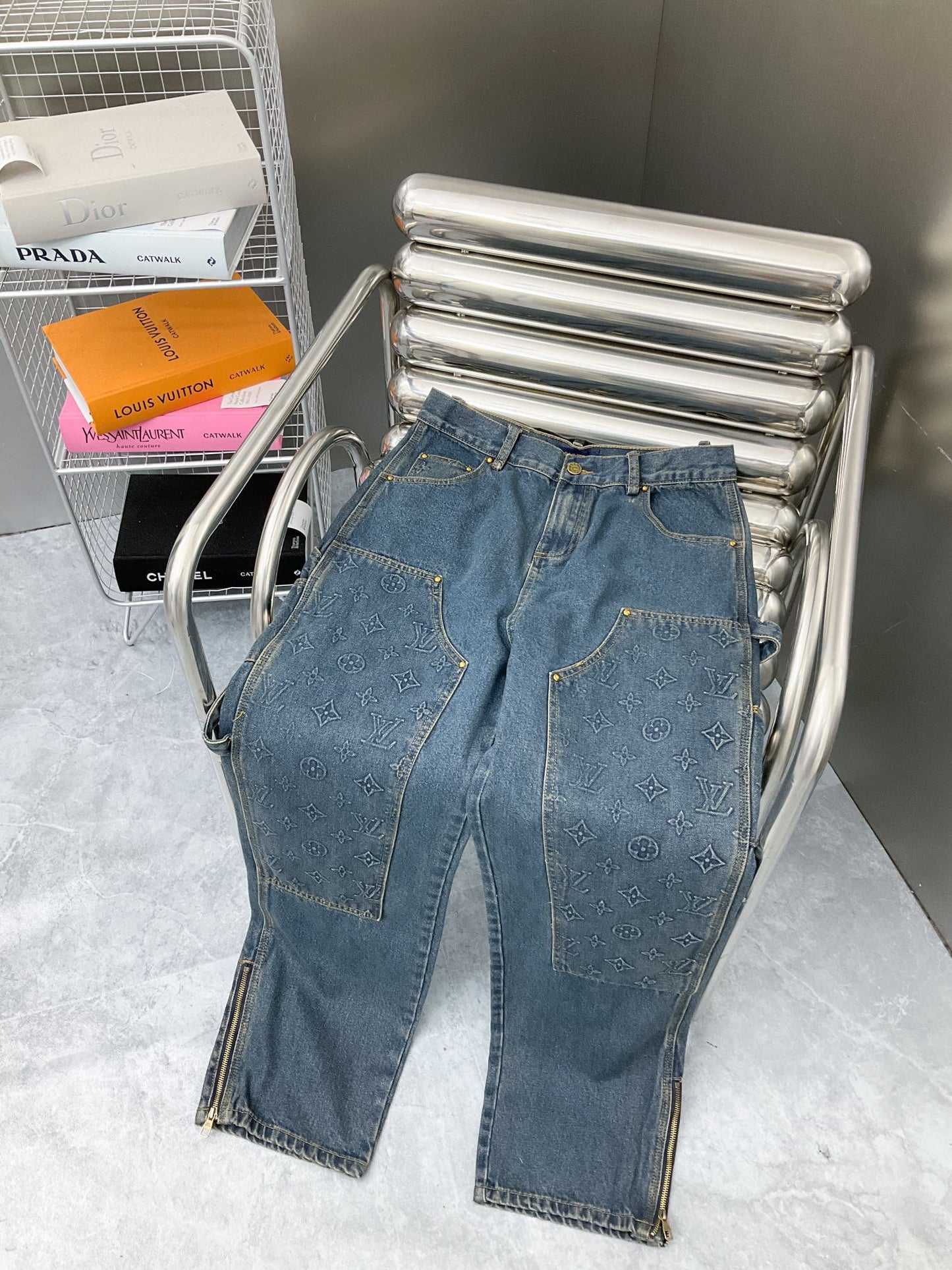 250902 New high-quality heavy-duty embossed denim cargo pants