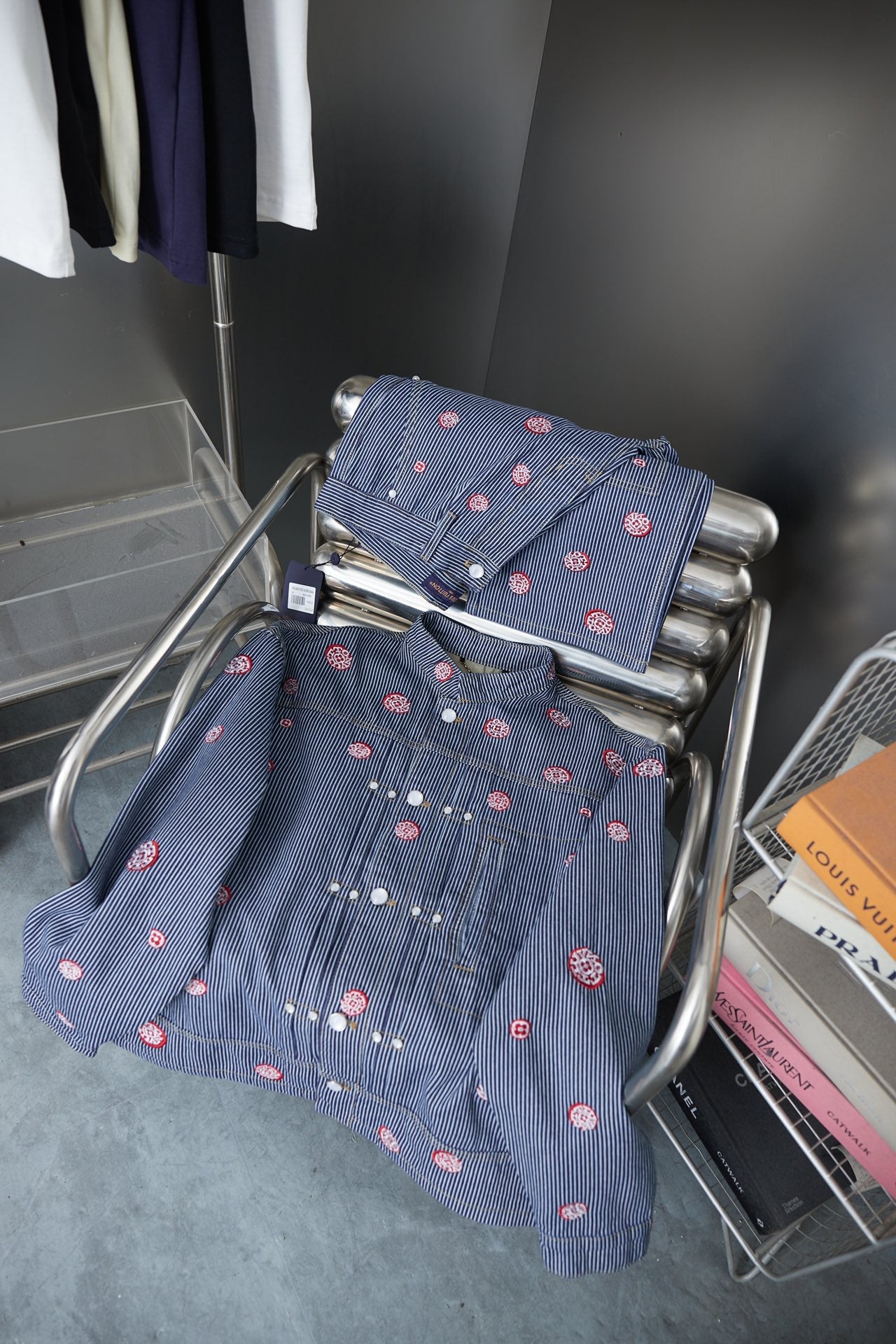 250902 A new high-quality striped embroidered denim jacket