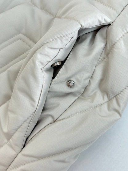 250902 New high-quality letter-embroidered solid-color quilted cotton jacket