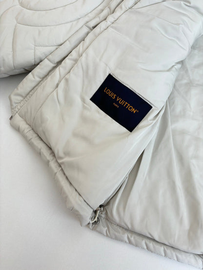 250902 New high-quality letter-embroidered solid-color quilted cotton jacket