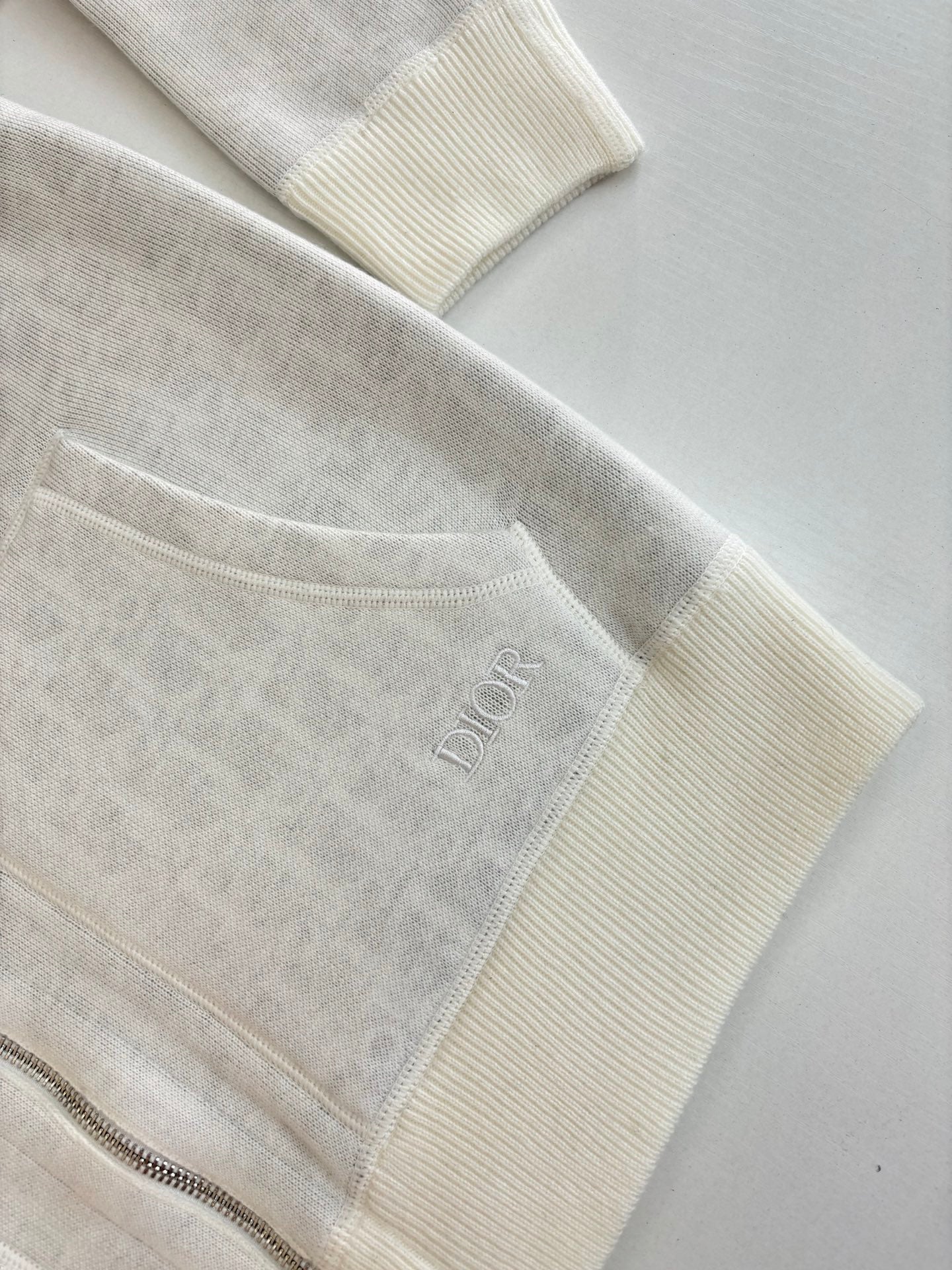 250902 A new high-quality double-sided jacquard cashmere knitted hooded sweatshirt