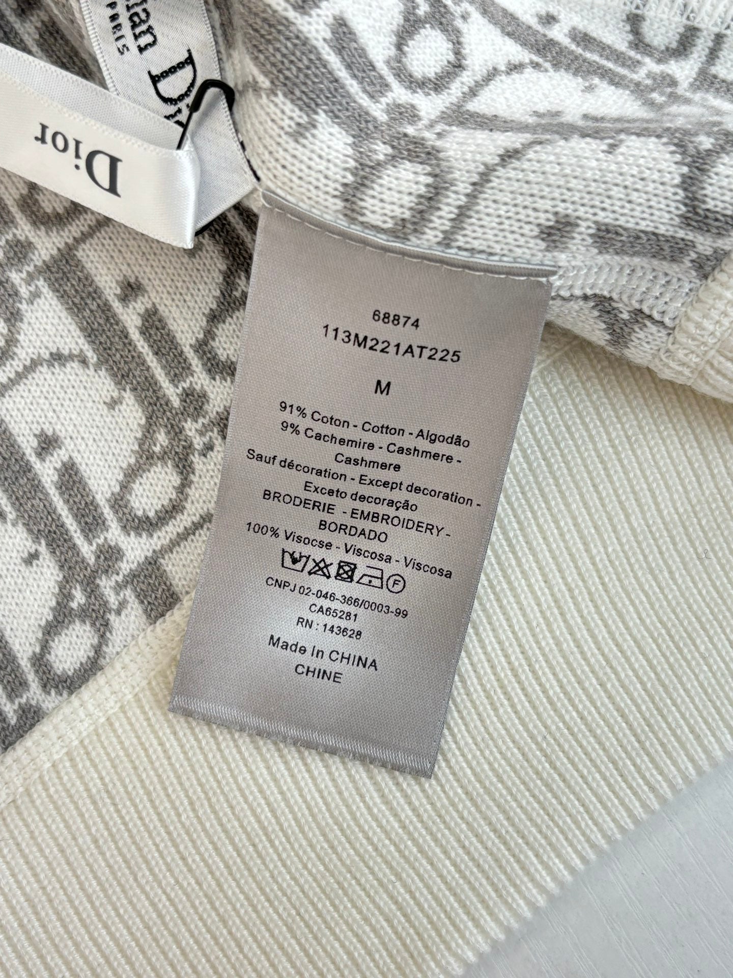 250902 A new high-quality double-sided jacquard cashmere knitted hooded sweatshirt