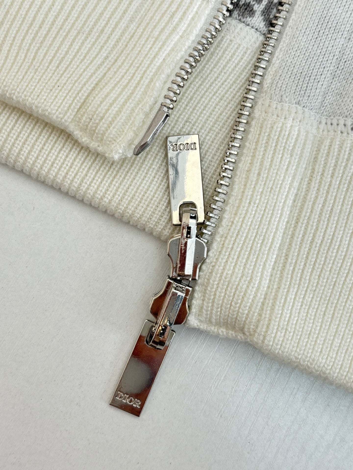 250902 A new high-quality double-sided jacquard cashmere knitted hooded sweatshirt