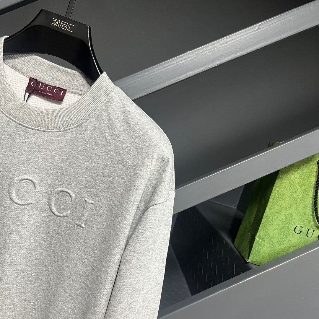 250902 A new high-quality embossed couple's round-neck hoodie
