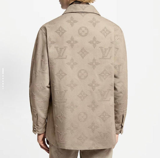 250825 New high-quality embroidered pearlescent button coat