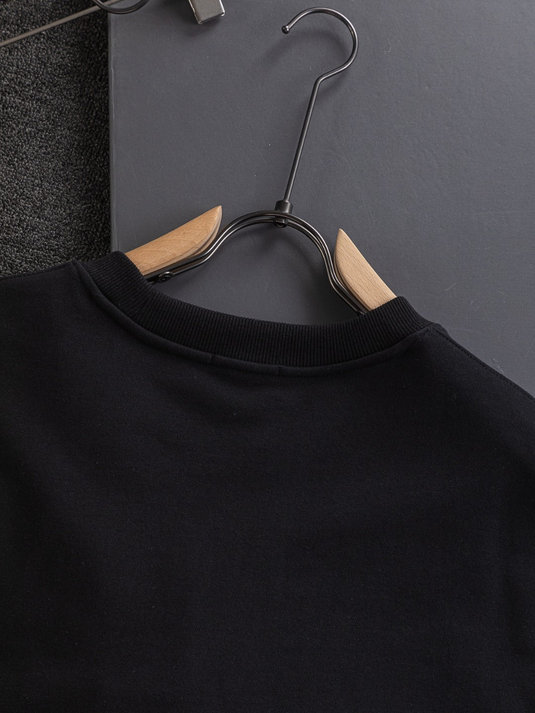 250908 New high-quality three-dimensional red letter eye sweatshirt