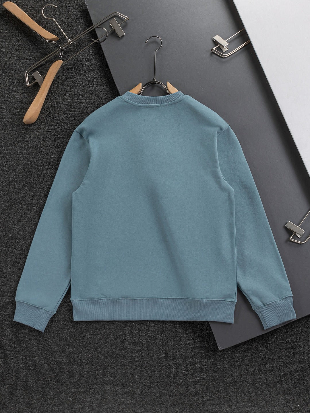 250908 New high-quality multi-color patchwork LOGO round-neck sweatshirt