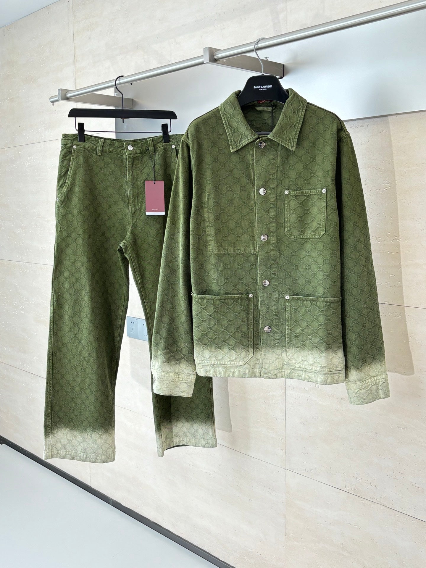 250908 A new high-quality dark-patterned jacquard gradient denim jacket