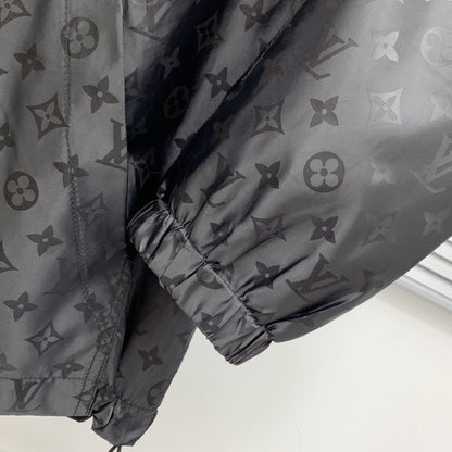 250908 A new high-quality full-body embossed best-selling trench coat