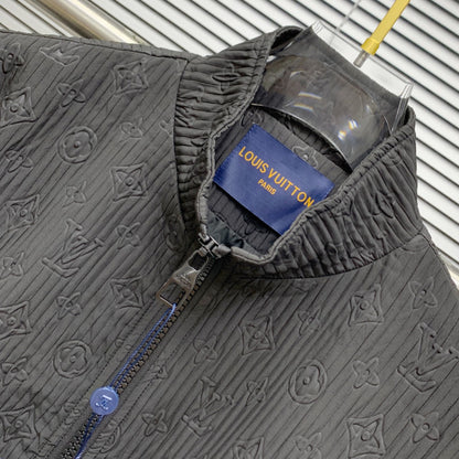 250908 A new high-quality full-body embossed best-selling trench coat
