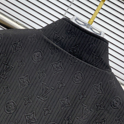 250908 A new high-quality full-body embossed best-selling trench coat