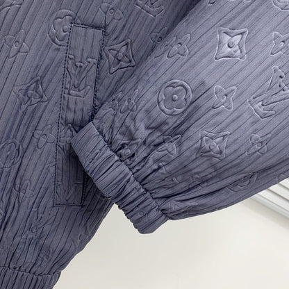 250908 A new high-quality full-body embossed best-selling trench coat