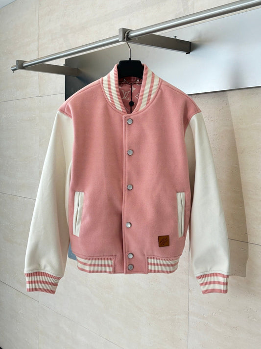 250917 A new high-quality baseball jacket with a front pocket decoration
