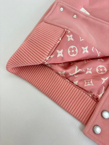 250917 A new high-quality baseball jacket with a front pocket decoration