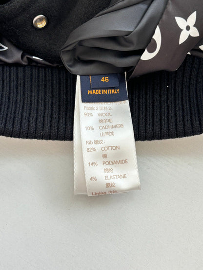 250917 A new high-quality baseball jacket with a front pocket decoration
