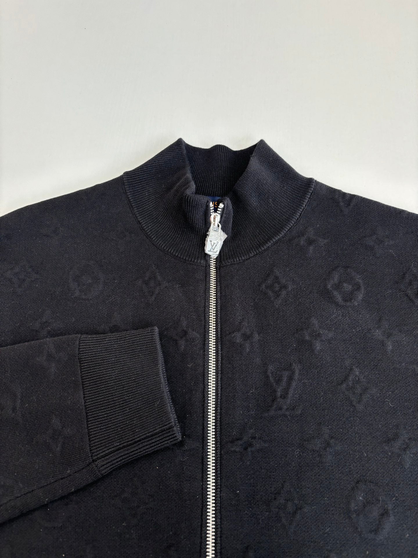 250917 New high-quality embossed stand-up collar knitted coat
