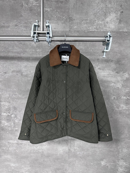 250917 A new high-quality classic quilted down jacket