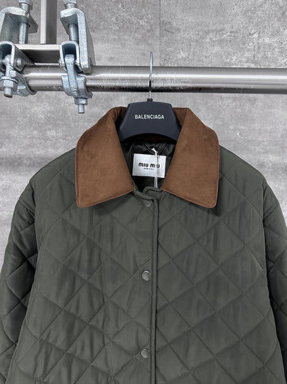 250917 A new high-quality classic quilted down jacket
