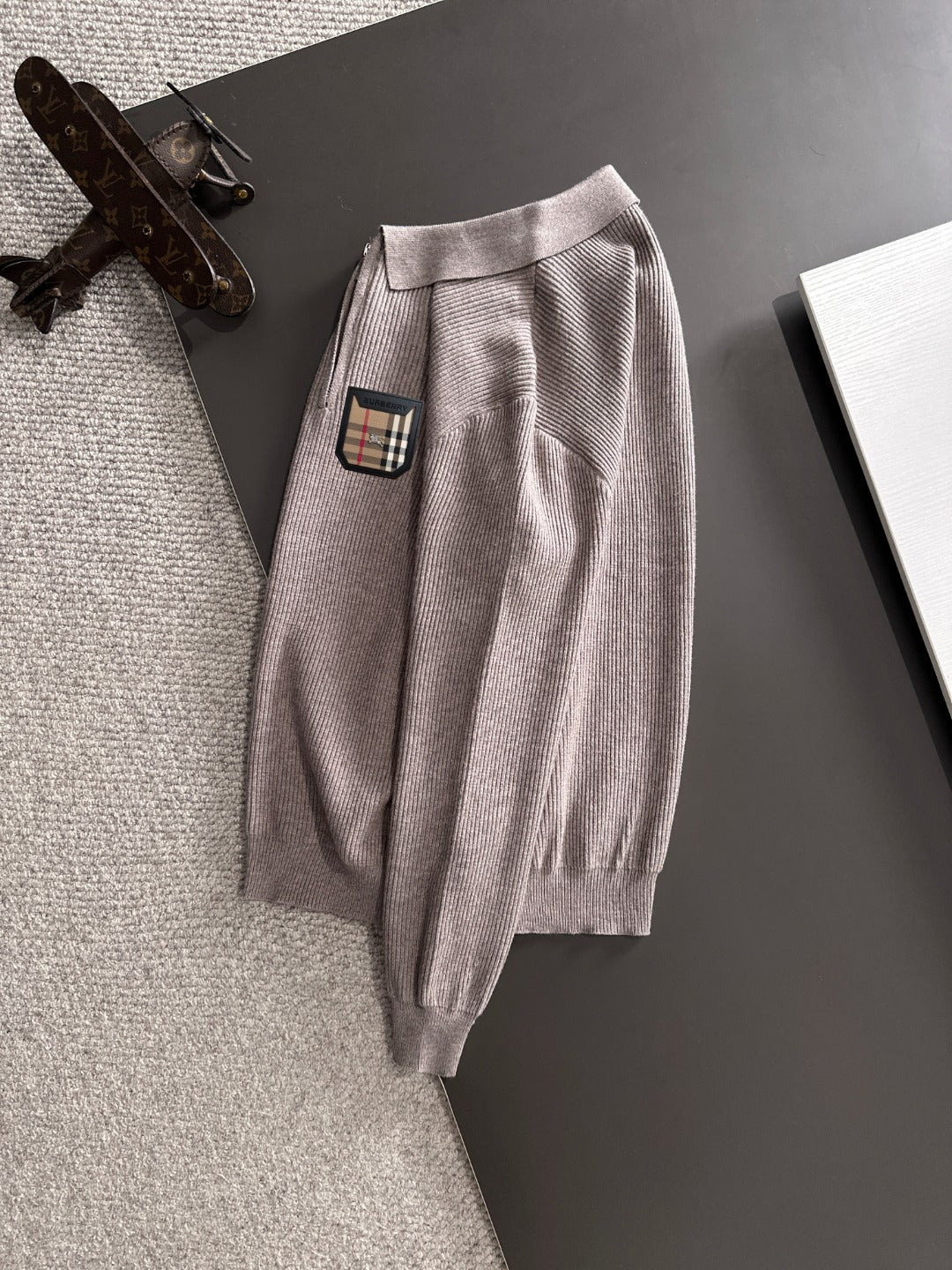 250917 New high-quality wool blend knitted round-neck long-sleeved style