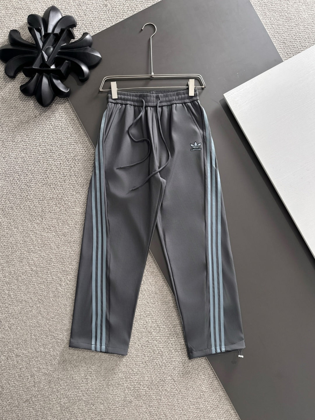 250917 New high-quality three-piece side loose sportswear pants