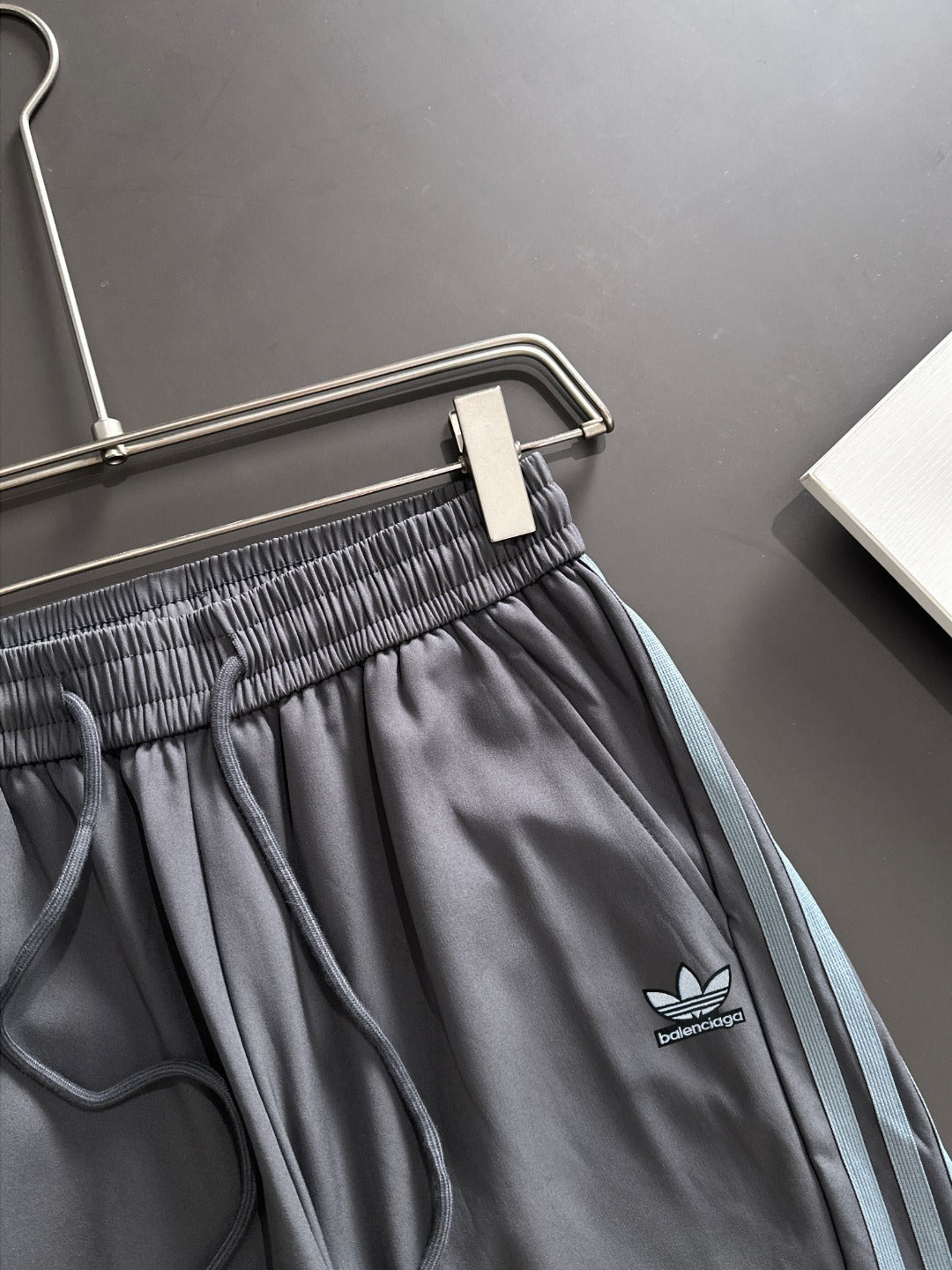 250917 New high-quality three-piece side loose sportswear pants