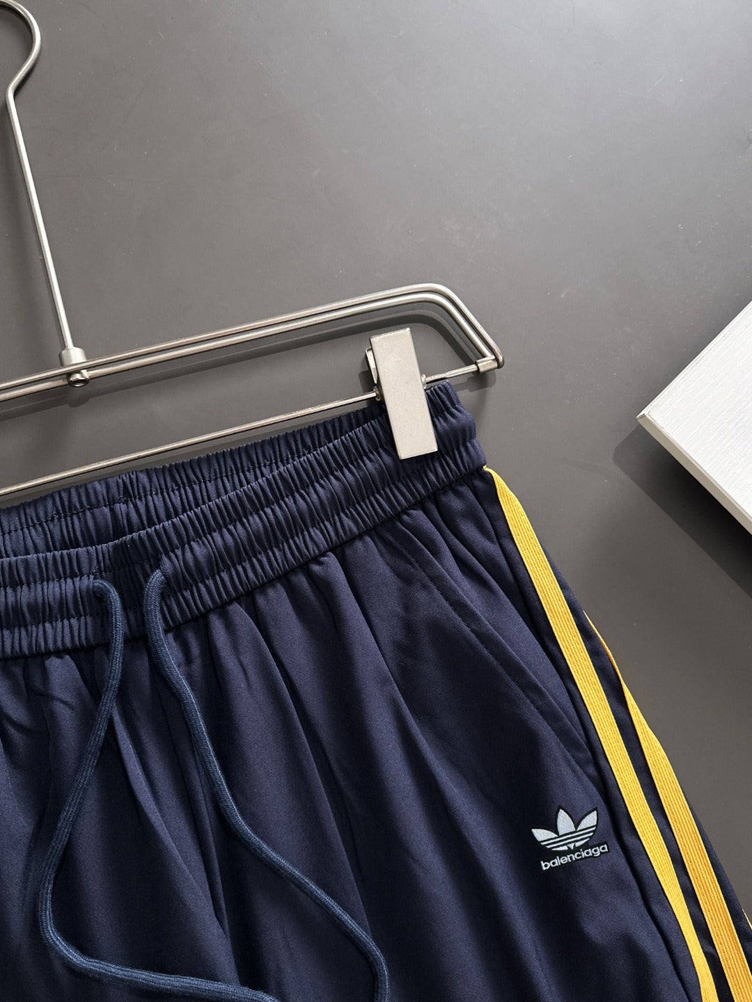 250917 New high-quality three-piece side loose sportswear pants