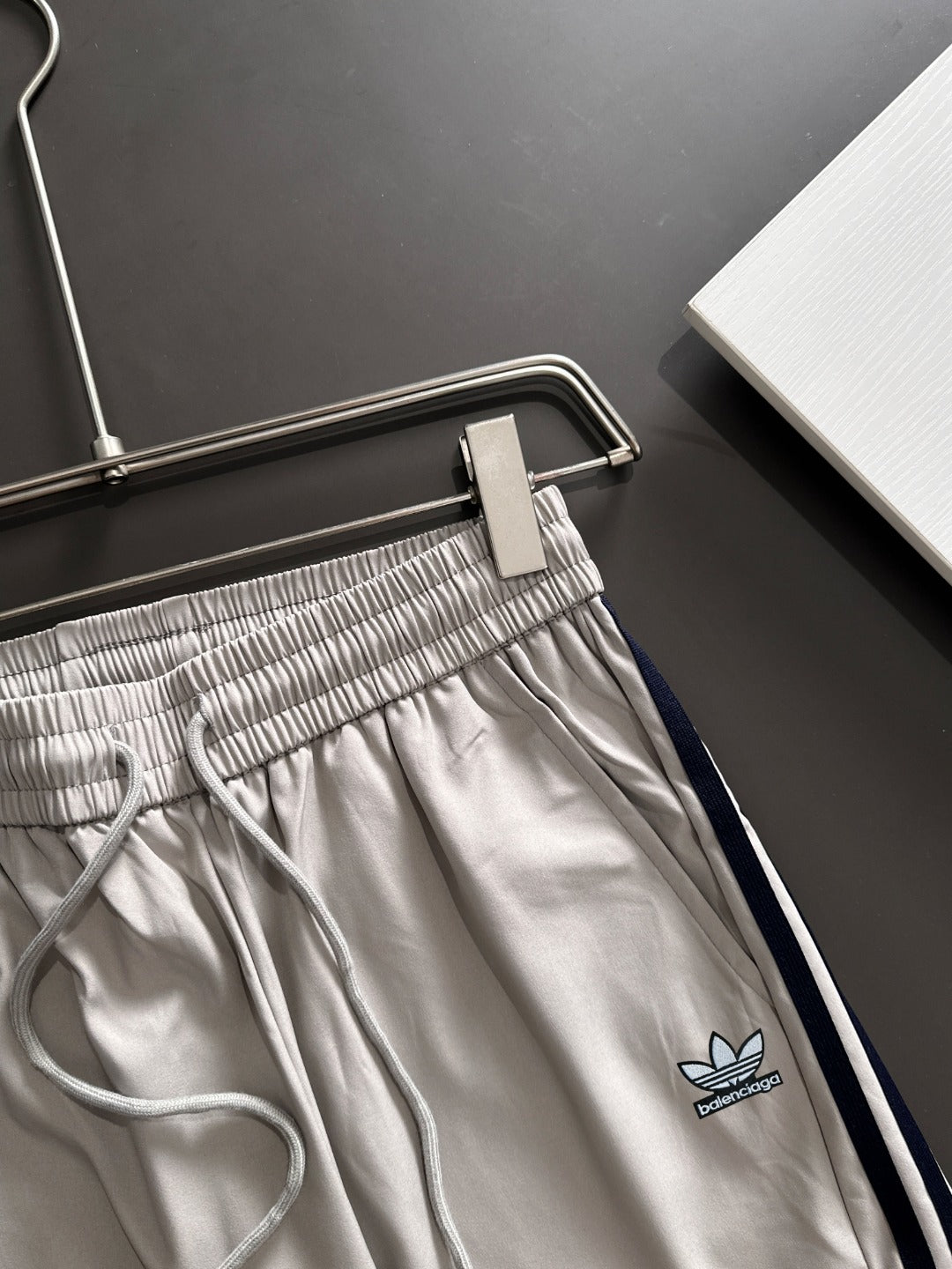 250917 New high-quality three-piece side loose sportswear pants